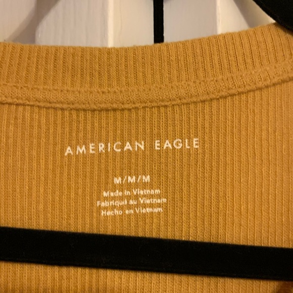 American Eagle yellow top - Picture 3 of 3